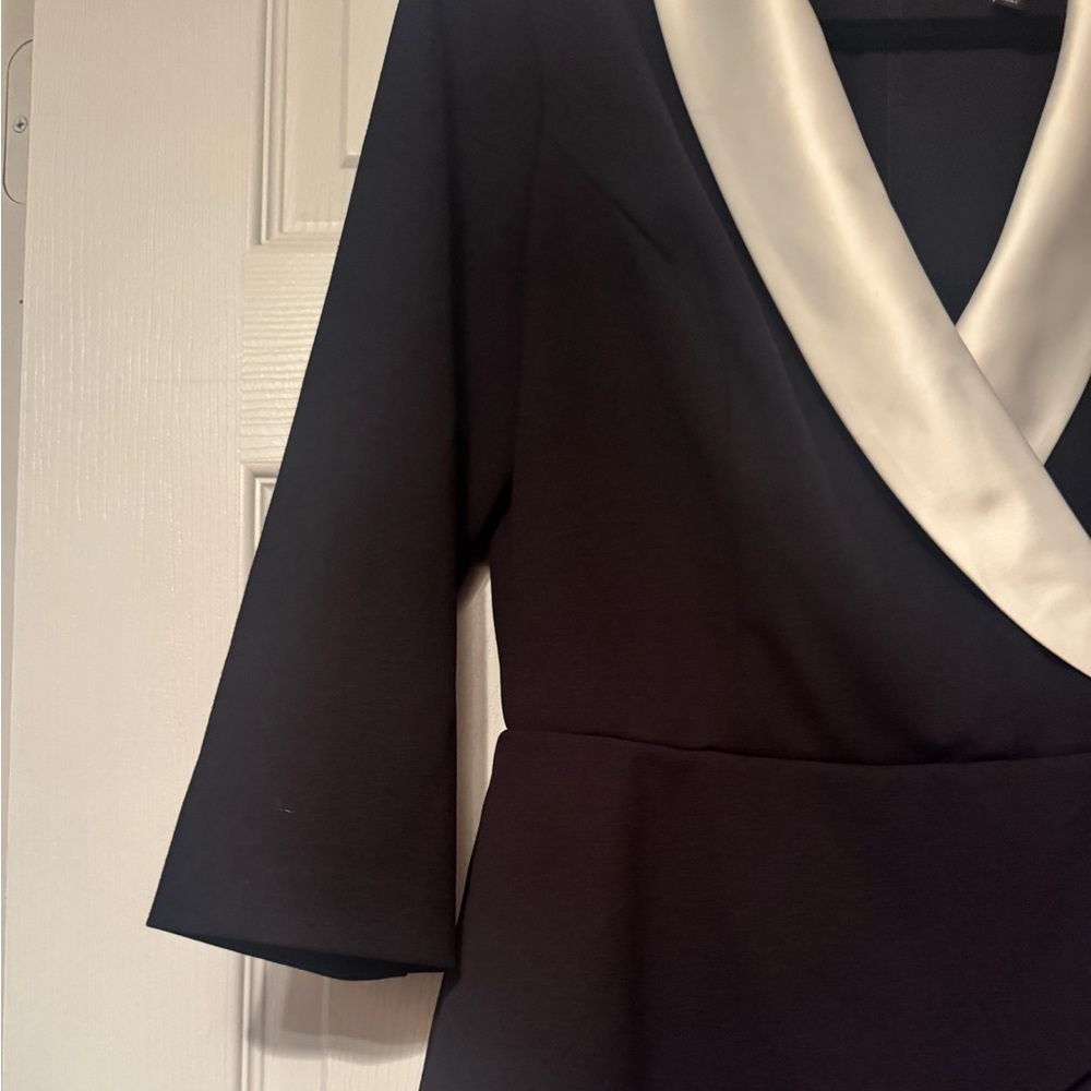 Adrianna Papell Sz Small Black & White Satin Collar Pantsuit w/ peplum/back zip - Picture 6 of 14